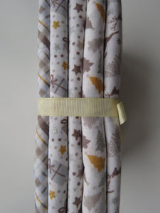 Fairytale Fabric Bundle of 5 Fat Quarters. Mixed prints- 100% cotton. 50 x 52cm per piece