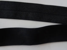 Load image into Gallery viewer, 1m Wider 25mm 1&quot; Black FOE Fold Over Foldover Elastic