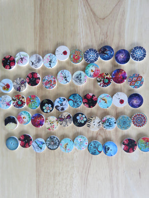 14 x Mixed set 20mm buttons- music, floral, dream, butterfly, animal etc