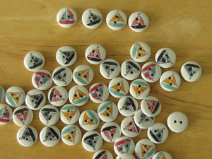 10 White Mixed Print Yacht 15mm buttons