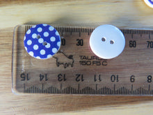 Load image into Gallery viewer, 10 Mixed Colour White spots Print 15mm buttons- white back 2 holes