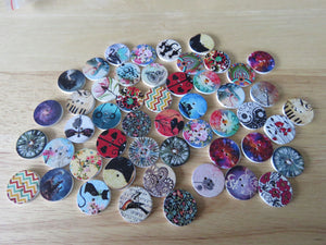 25 x Mixed set 20mm buttons- music, floral, dream, butterfly, animal etc