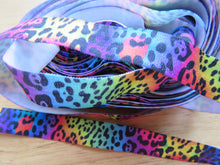 Load image into Gallery viewer, 1m Rainbow Leopard Spot 15mm wide fold over elastic