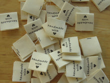 Load image into Gallery viewer, 25 Handmade with Heart cotton flag labels 20x 20mm