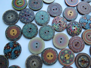 10 Mixed Pattern Retro Vintage paisley print 25mm wooden buttons  Random mix