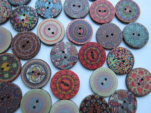 10 Mixed Pattern Retro Vintage paisley print 25mm wooden buttons  Random mix
