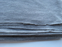 Load image into Gallery viewer, 2m Vinter Light Grey Marl 100% merino jersey knit fabric 165g