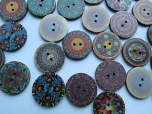 10 Mixed Pattern Retro Vintage paisley print 25mm wooden buttons  Random mix