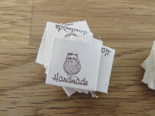 Load image into Gallery viewer, 50 Cat behind ball of wool Handmade with Love cotton flag labels. 2 x 2cm