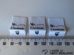 10 Bee Handmade Labels 20 x 20mm