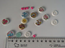 Load image into Gallery viewer, 18 Mixed Set Random Buttons- see photos with ruler for sizes. Buttons as shown