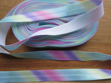 Load image into Gallery viewer, 2.5m Diagonal Pastel Rainbow Print fold over elastic 15mm foldover foe.