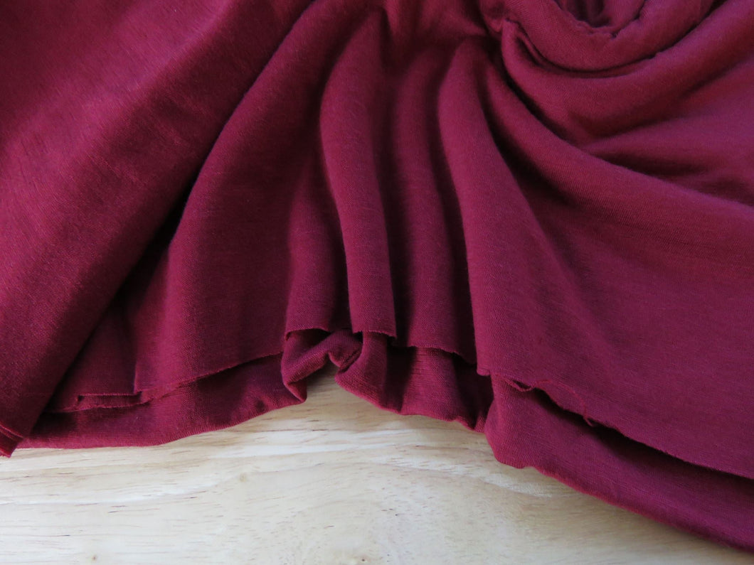 1m Russett Red 120g 85% merino 15% nylon jersey knit- light weight