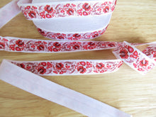 Load image into Gallery viewer, 1m Printed Fold over elastic 15mm- red floral