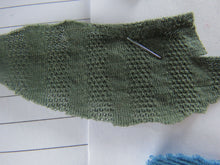 Load image into Gallery viewer, 1.5m Huntsmen Olive green textured jersey knit 60% merino 40% polyester 170g