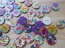 Load image into Gallery viewer, 10 x 25mm Mixed Bright Floral Mixed Print Wood Buttons- random set of 10 prints
