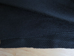 3.9m Boston Black 56% merino 44% polypropylene 225g-Honeycomb back for moisture wicking