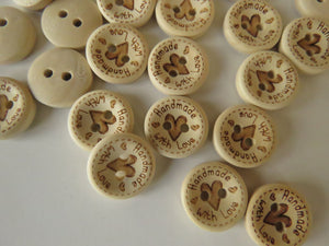 50 Large Heart in Centre with  Handmade with love on circumference 15mm buttons