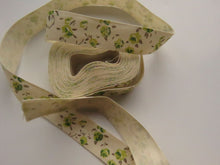 Load image into Gallery viewer, 5 yards/ 4.6m Green Roses printed on Cream 100% cotton tape