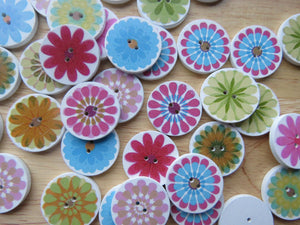 10 Large Single Flower Round Wood like Buttons 25mm diameter