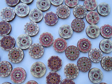Load image into Gallery viewer, 25 x 25mm Pink Green retro print wooden buttons- random mix of 25
