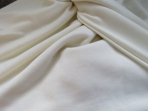 1m Snowdonia Cream 56% merino 44% polypropylene 225g fabric
