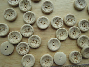 50 Sewing Machine and Handmade with love wood look 20mm buttons