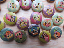 Load image into Gallery viewer, 50 Owl print 15mm buttons-brown back