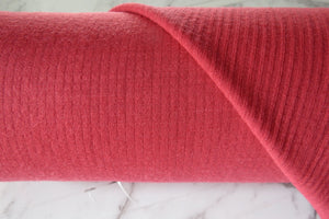 1.6m Aloha Pinky Red 75% merino 25% polyester 230g Textured Knit