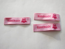 Load image into Gallery viewer, 9 Pink Handmade Labels with Owl 60 x 15mm