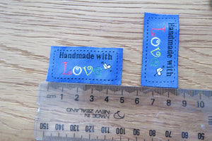 25 Blue Handmade with Love 4.5 x 2.5cm Labels