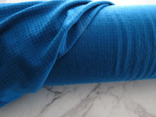Load image into Gallery viewer, 2m Astoria Teal Blue 75% merino 25% polyester 230g- precut